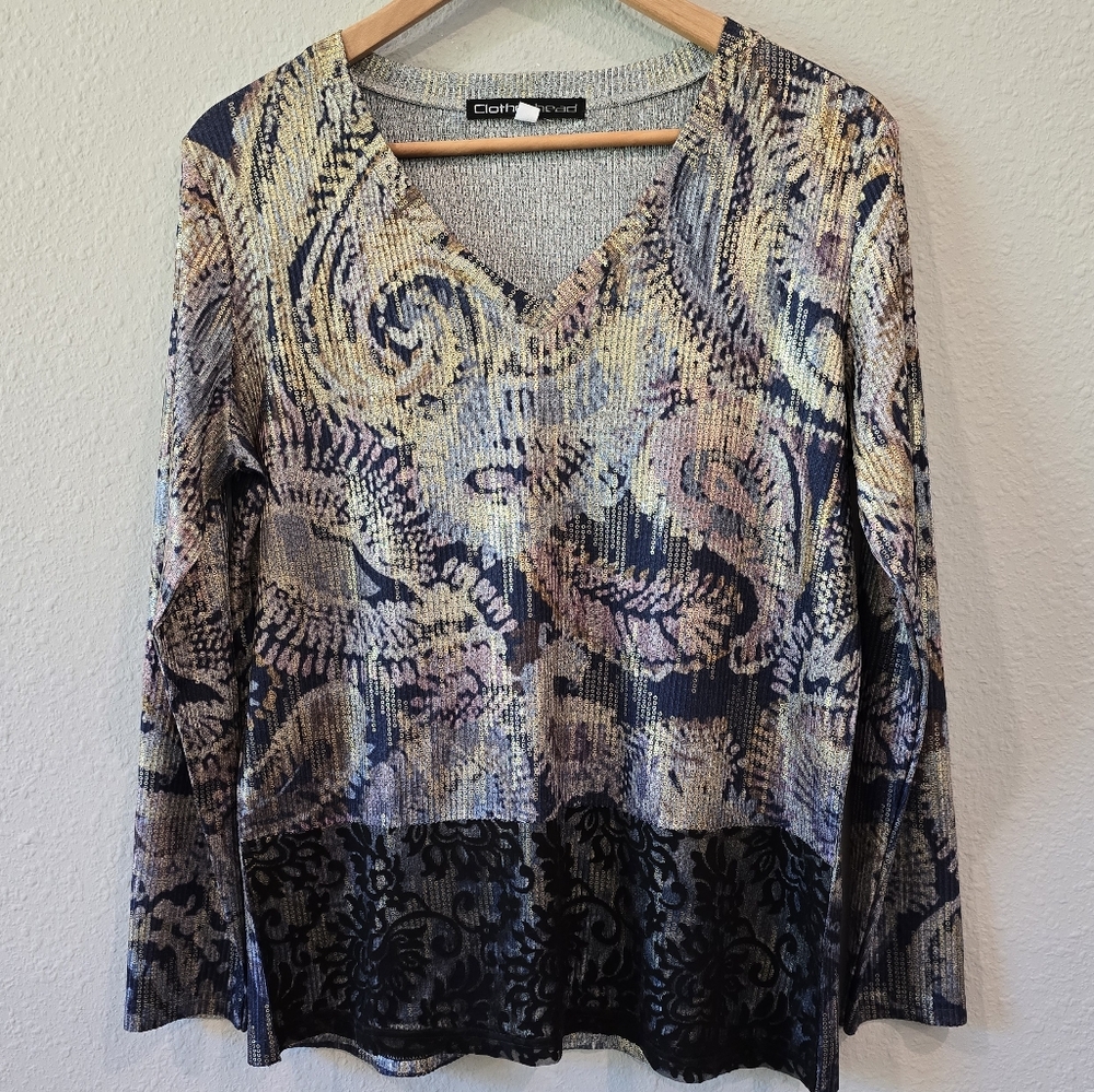 Clotheshead V-neck long sleeve top